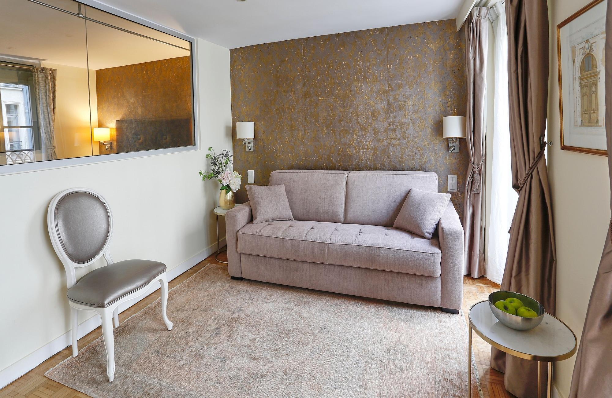 Apartment Du Louvre - St-honore Paris