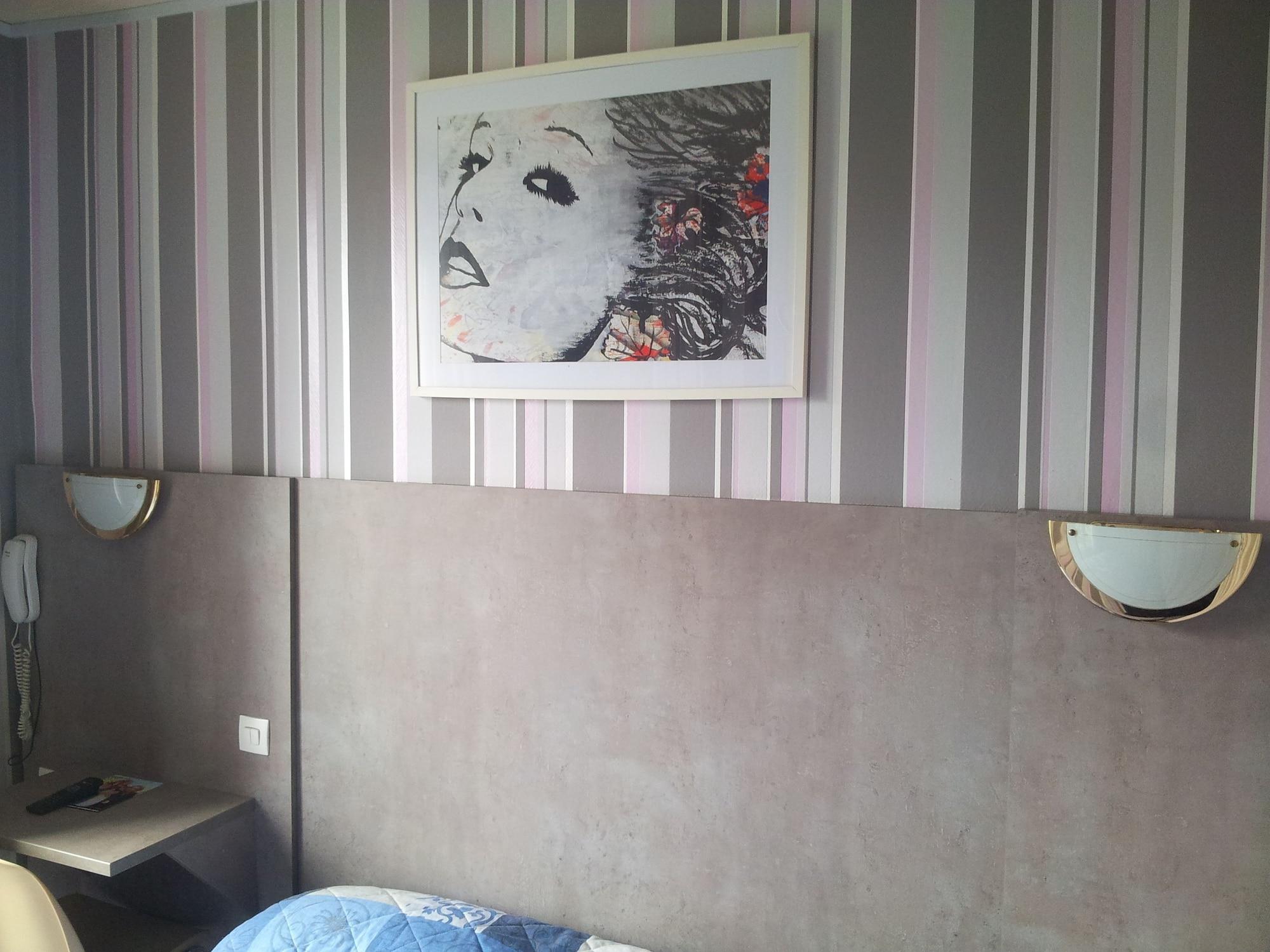 Hotel Panam Gambetta- Place Gambetta-mairie Du 20 Emme 3*