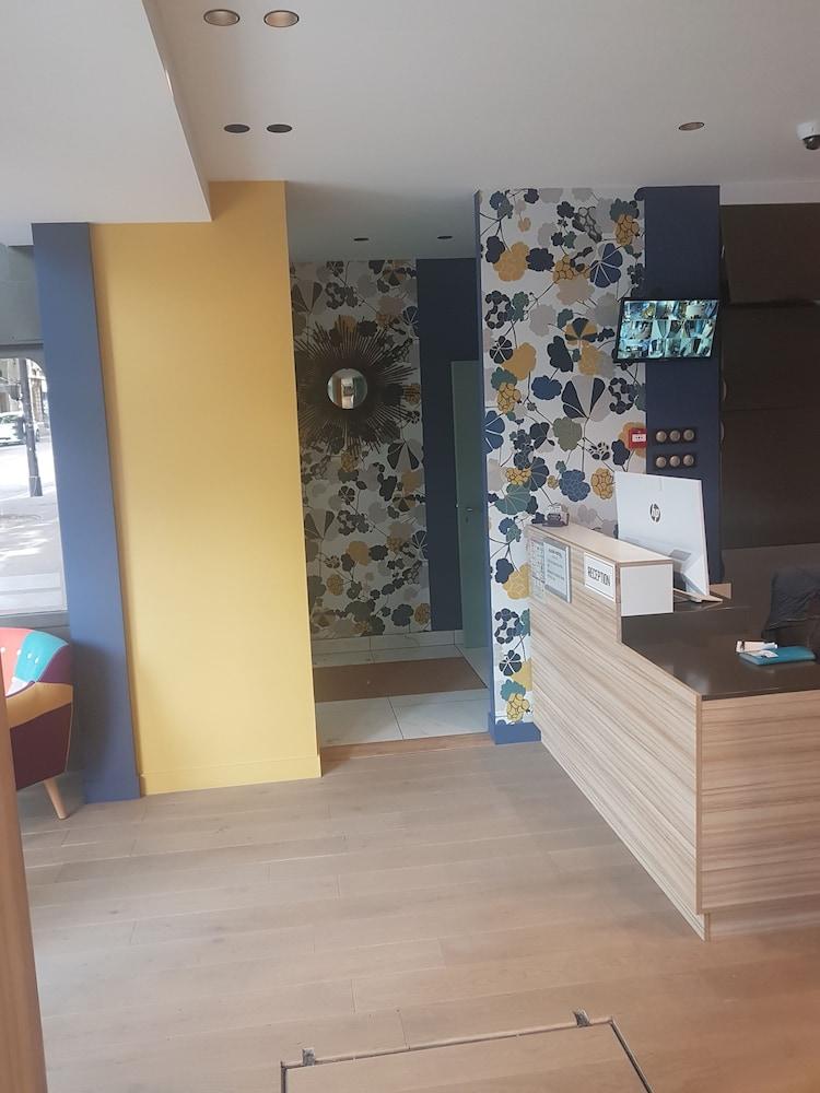 Panam Gambetta- Place Gambetta-mairie Du 20 Emme Hotel