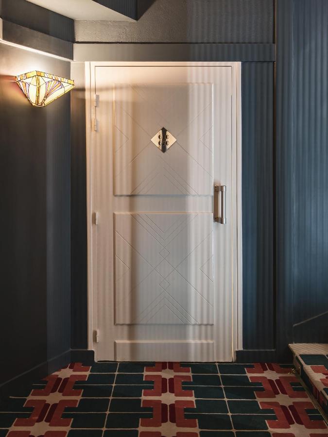 Mercedes Hotel Parigi