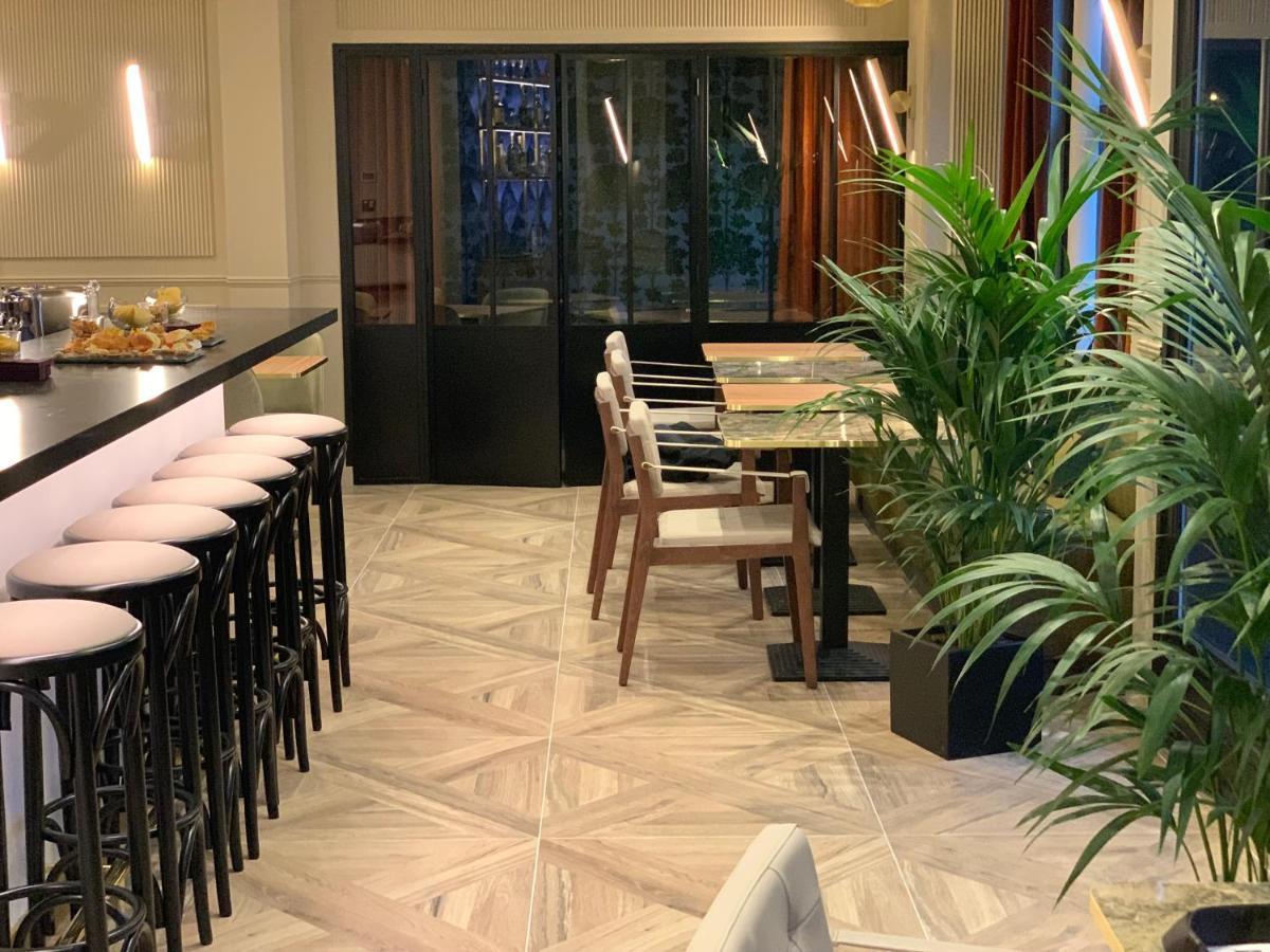 Le Rocroy Hotel Paris
