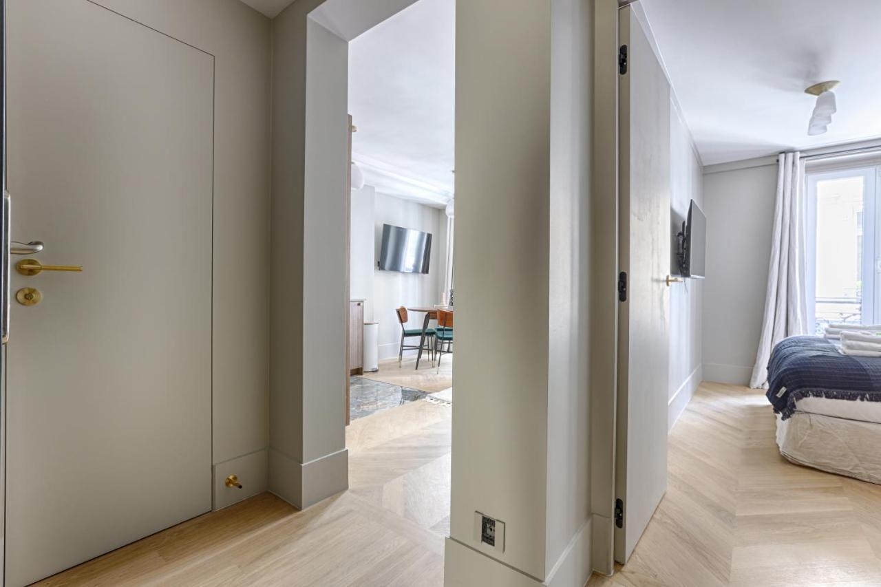Appartamento Unique Luxury Parisian Flat 2br/6p -champs Elysées Parigi
