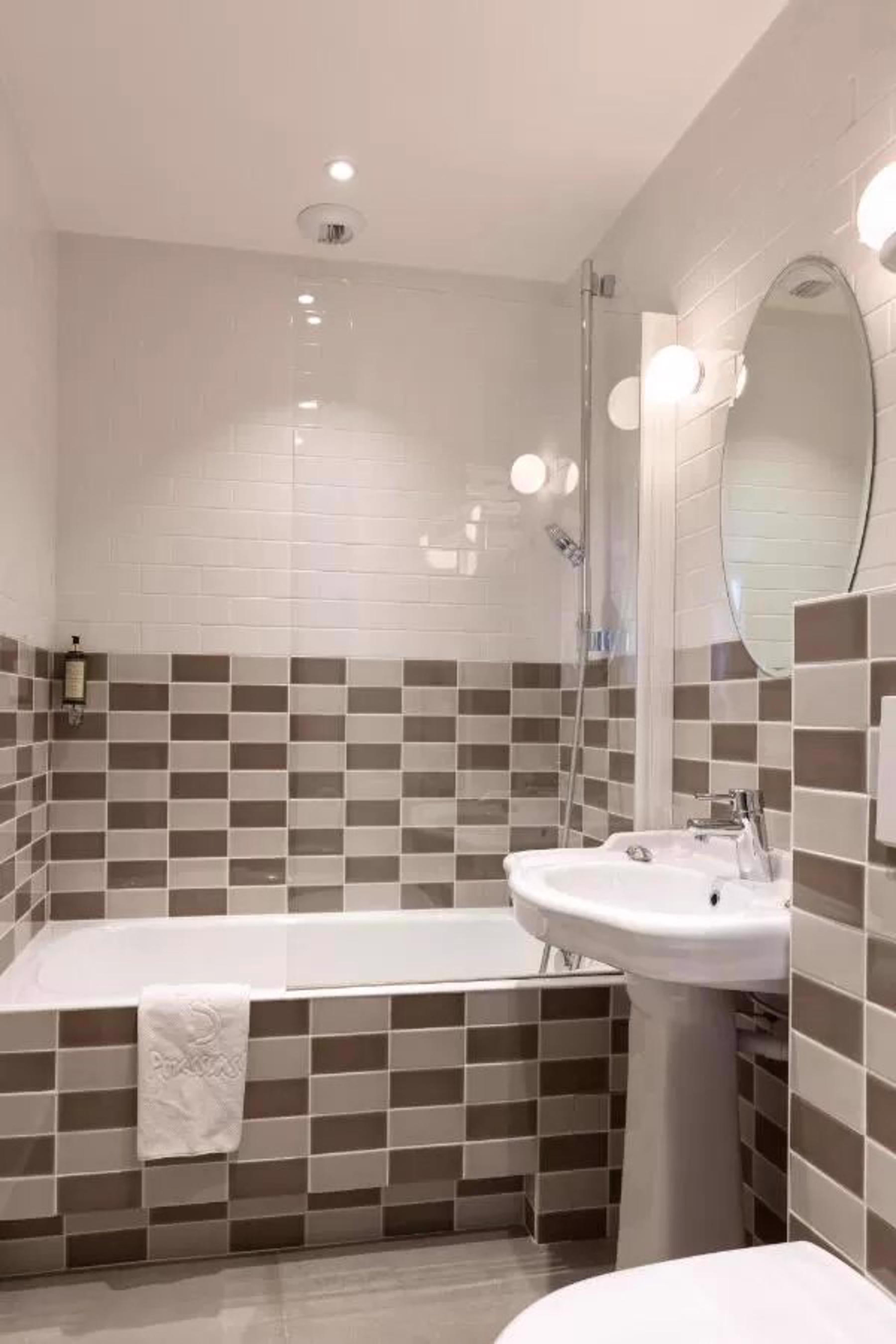 Des 3 Poussins 3* Paris