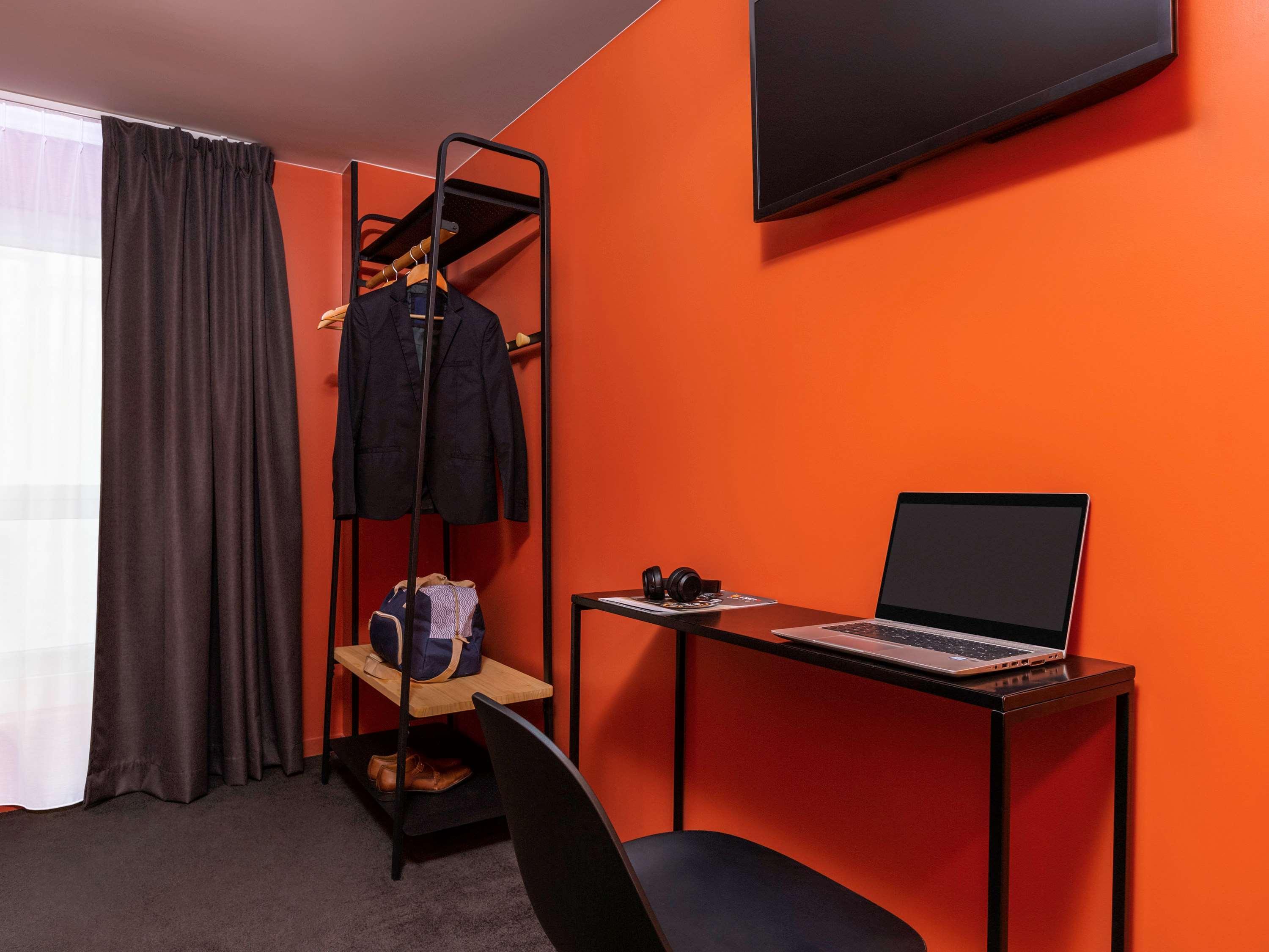 Ibis Styles Gare De L'est Magenta Parigi