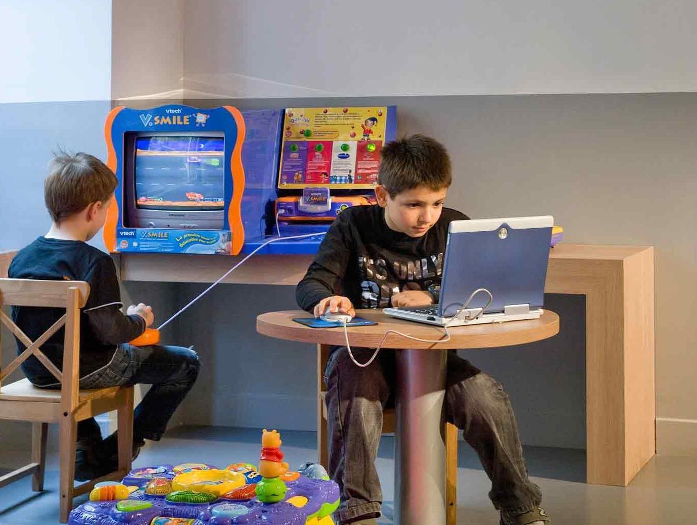 Hotel Ibis Styles Cadet Lafayette Parigi