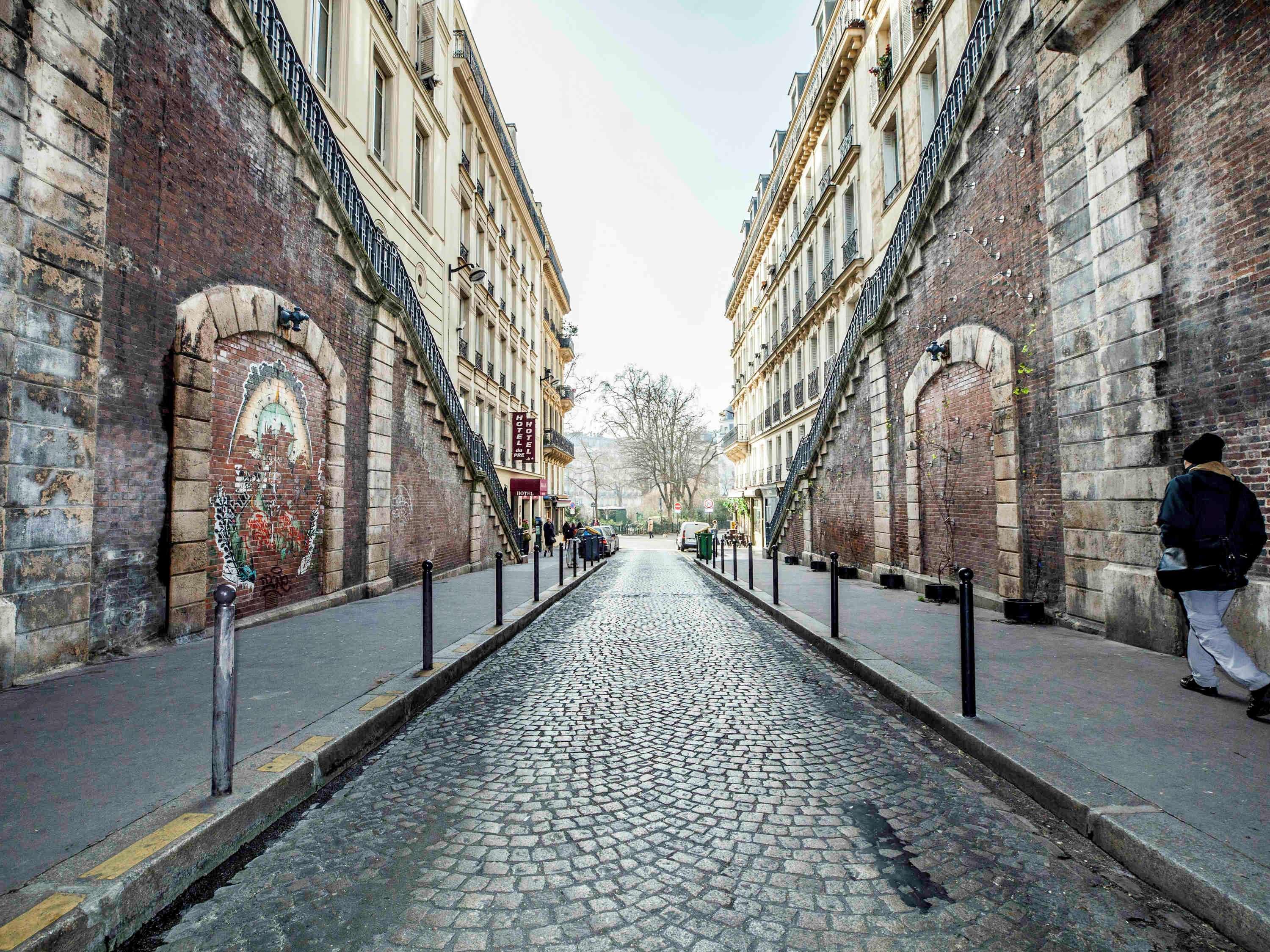 Hotel Ibis Styles Cadet Lafayette Parigi