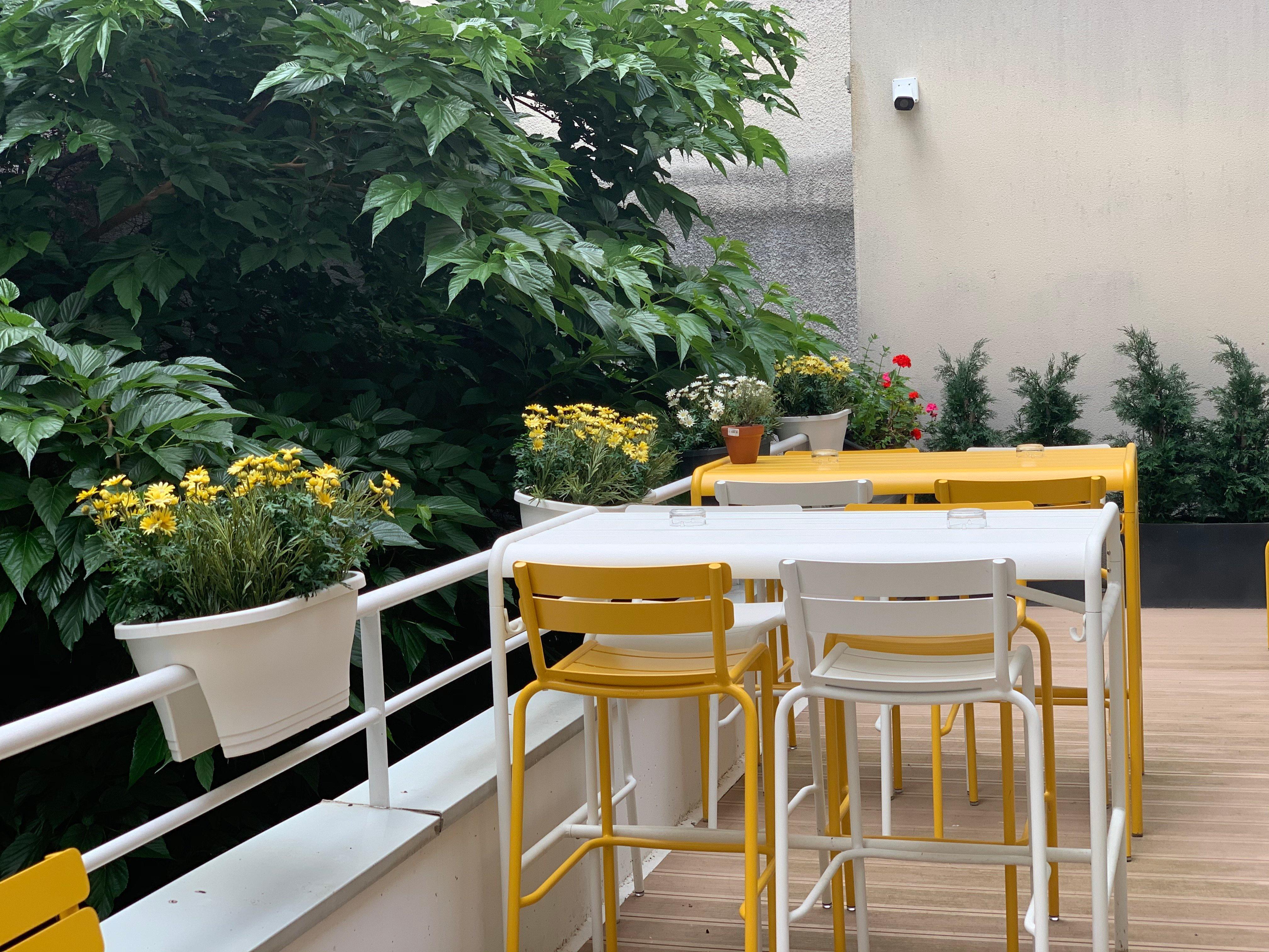Hotel Montmartre By Ihg Parigi