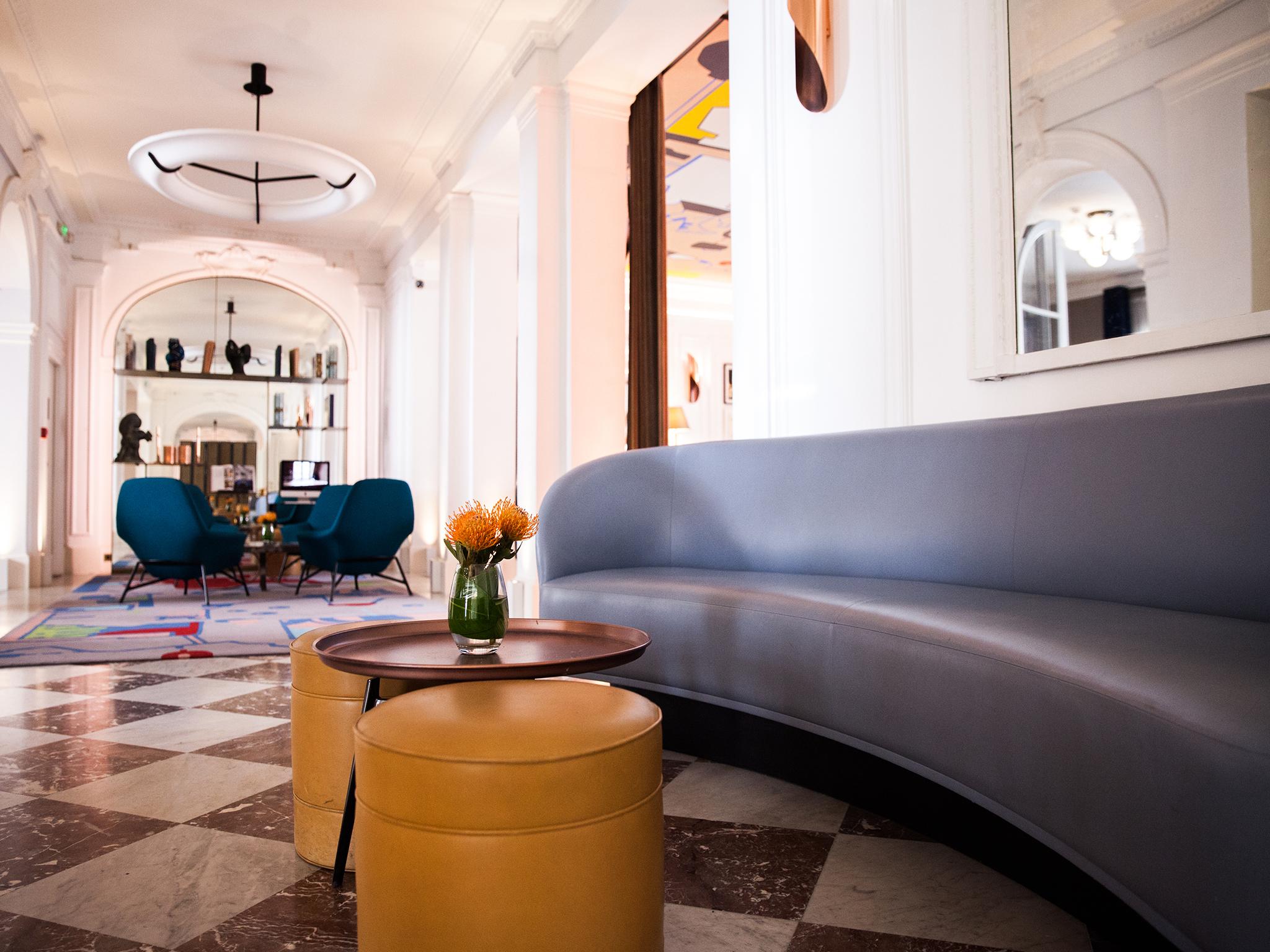 Vernet Champs Elysees 5* Paris