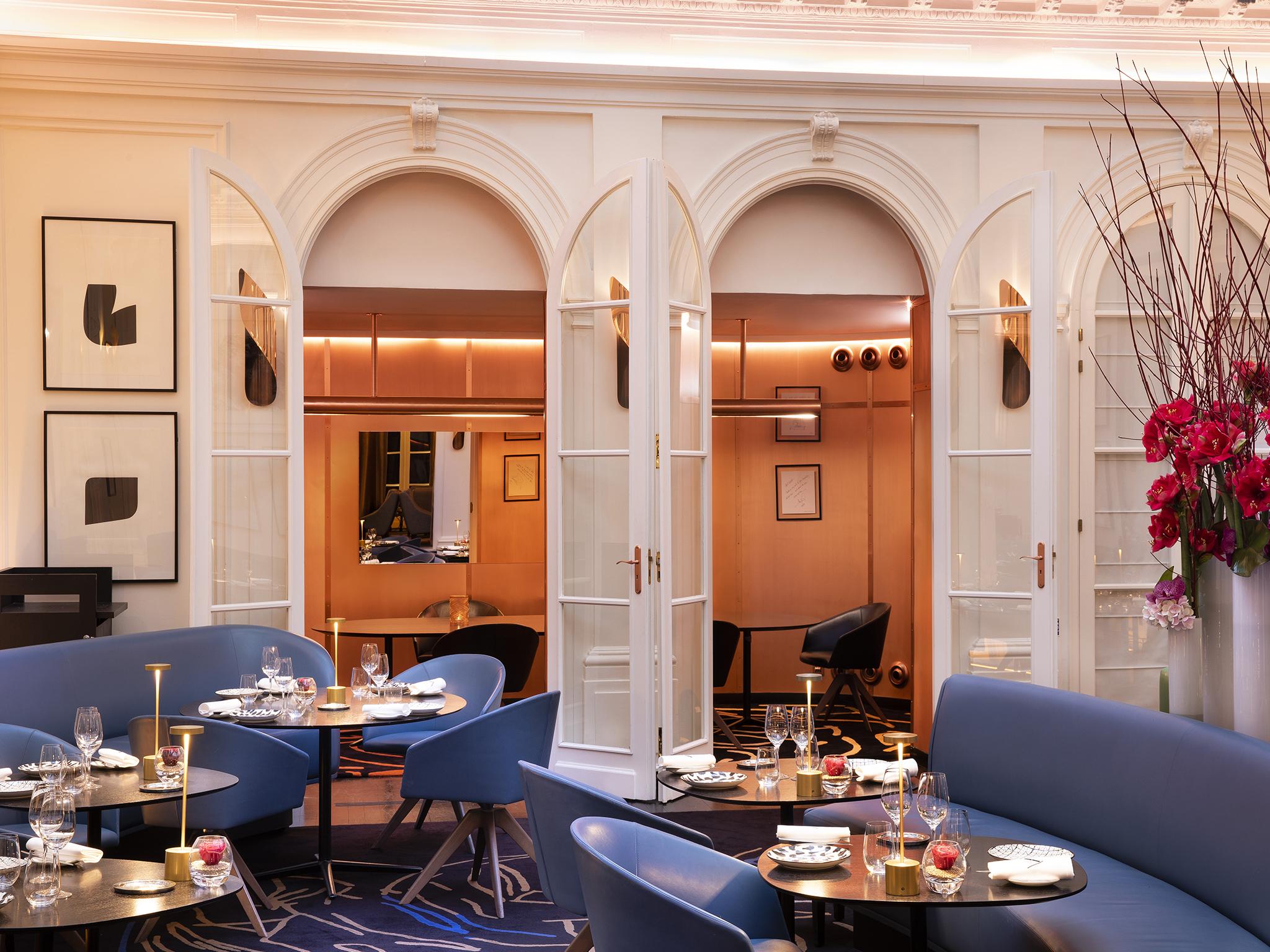 Hotel Vernet Champs Elysees Paris