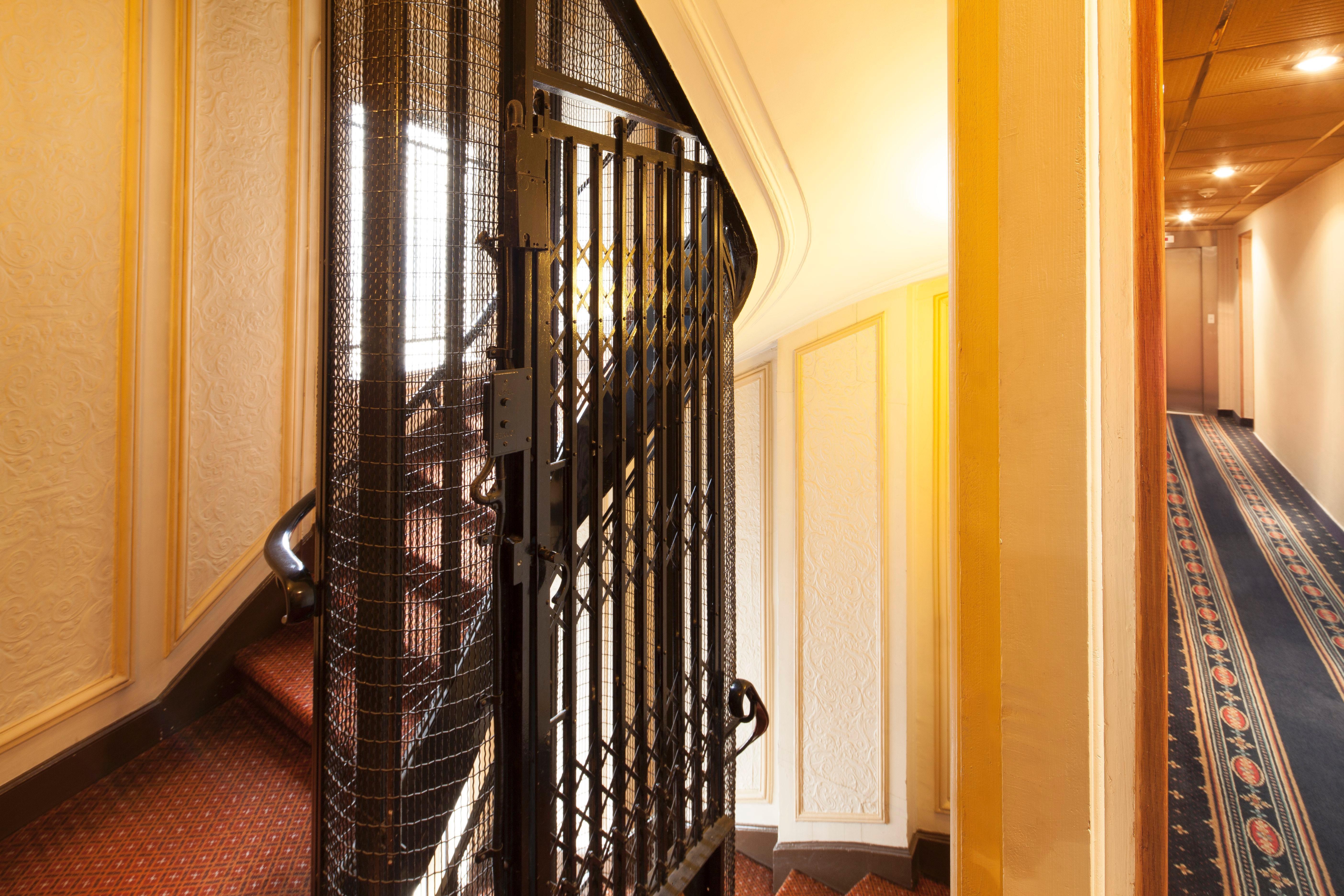 Hotel Paix Republique Parigi