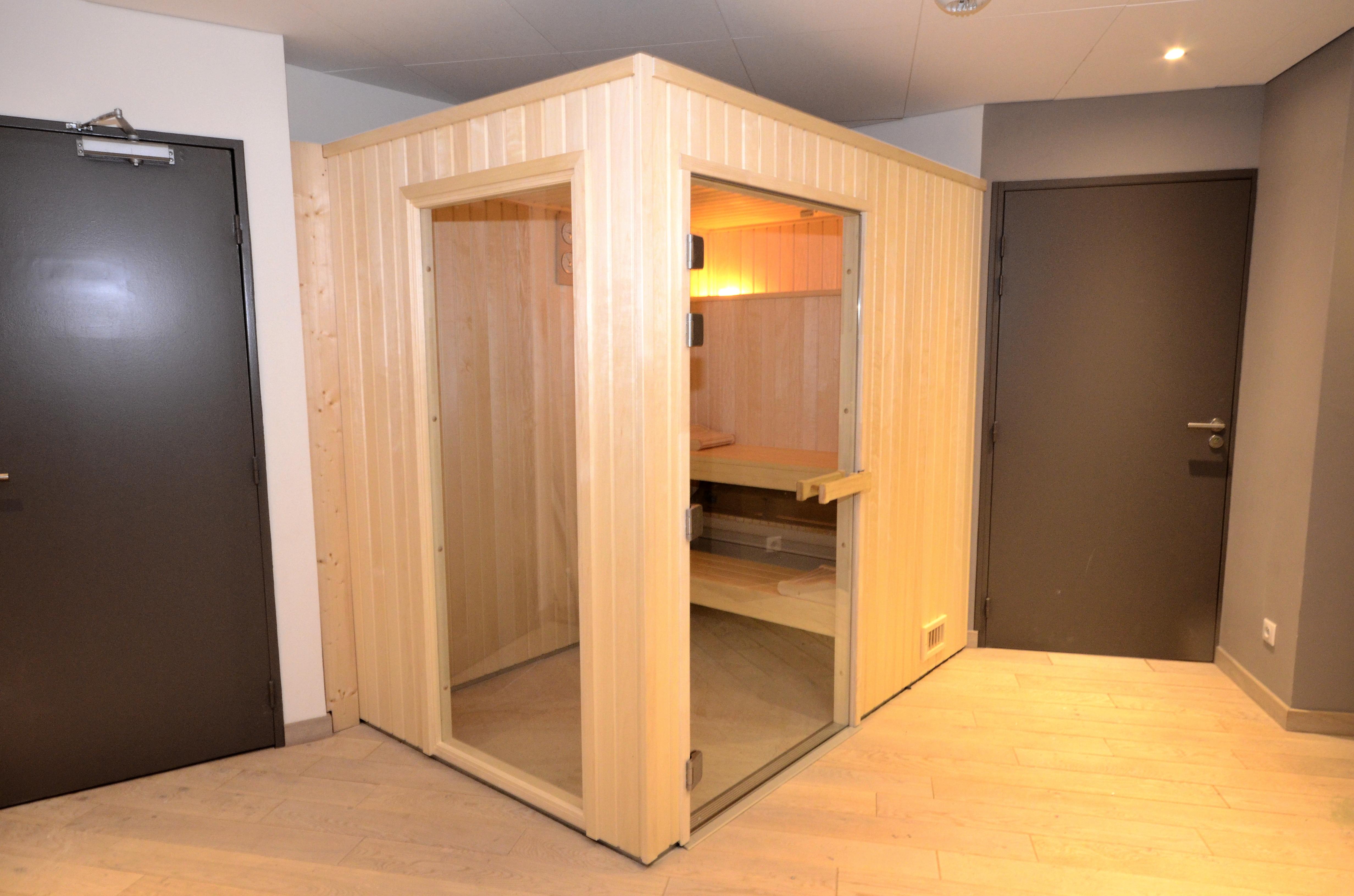 Hotel Confort 13 (adults Only) 3*