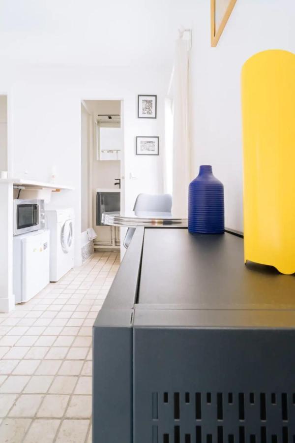 Unique And Bright Studio In Parigi