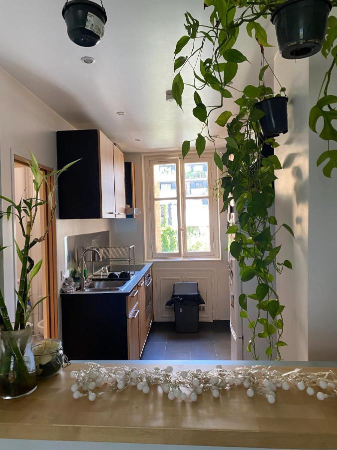 Grand F2 Vue Sur La Maison De Georges Brassens Parigi