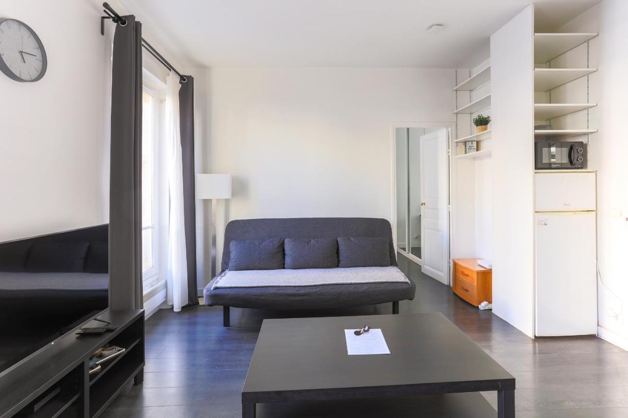 Apartment Champs De Mars