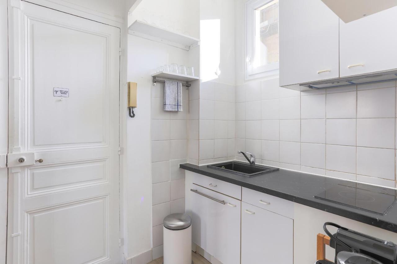 Apartment Champs De Mars