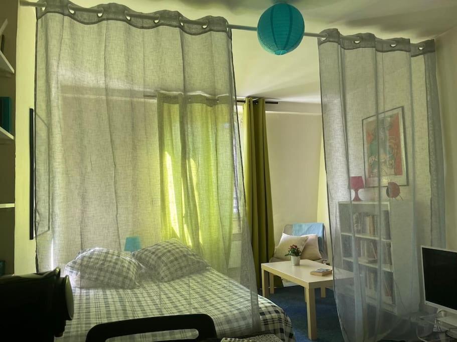 Charmant Studio Sous Les Toits De Apartment Paris