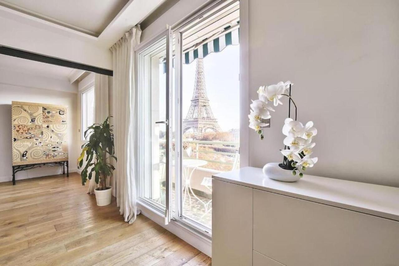 1618 - Amazing View Eiffel Tower Apartment *