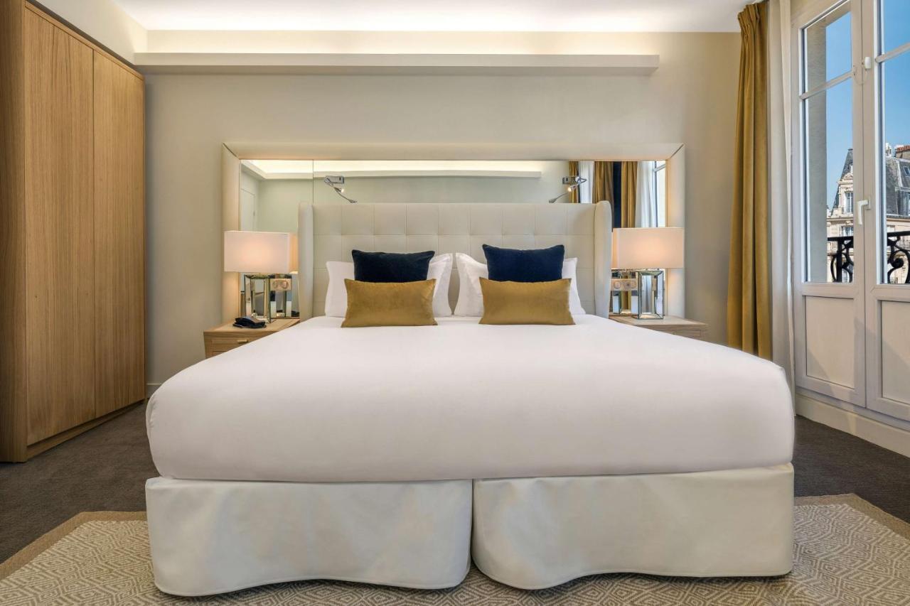 Camille Tapestry Collection By Hilton 4* Paris