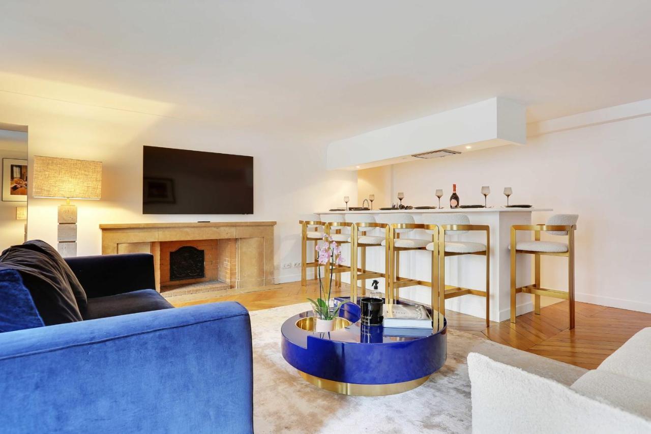 Elegant - 2bd-6p - Avenue Montaigne Apartment