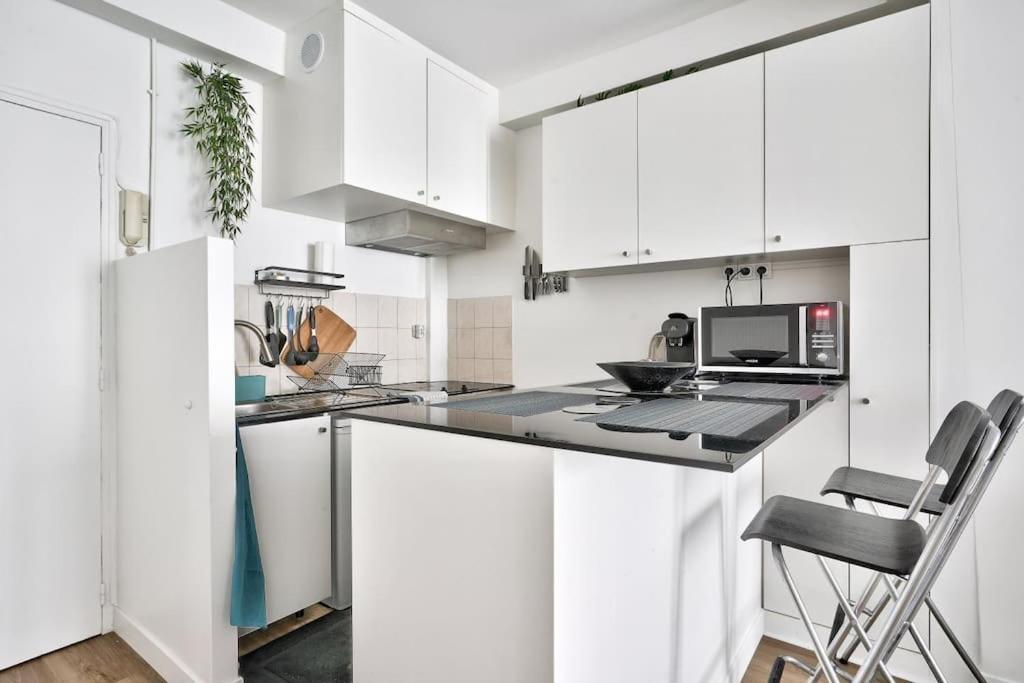 1 Bedroom Flat 10 Min From Place De La Bastille Appartamento Parigi
