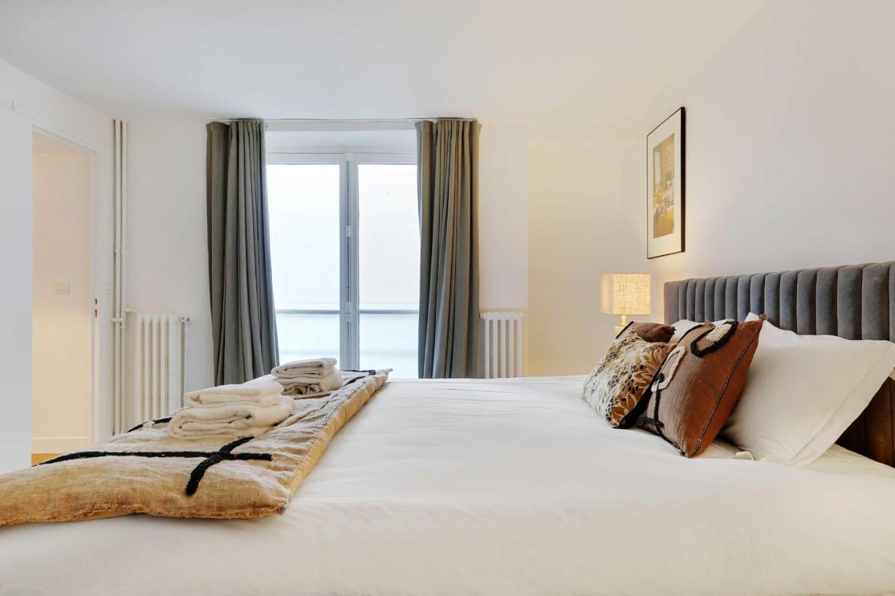 Elegant - 2bd-6p - Avenue Montaigne Apartment