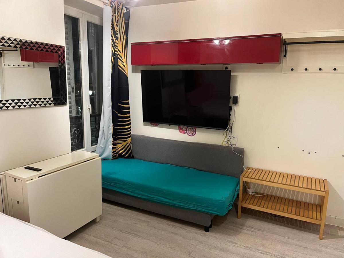 17 Cardinet Studio