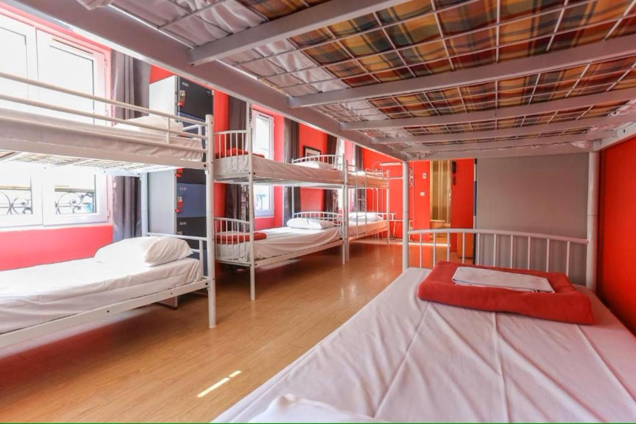Hostel Le Village Montmartre By Hiphophostels *
