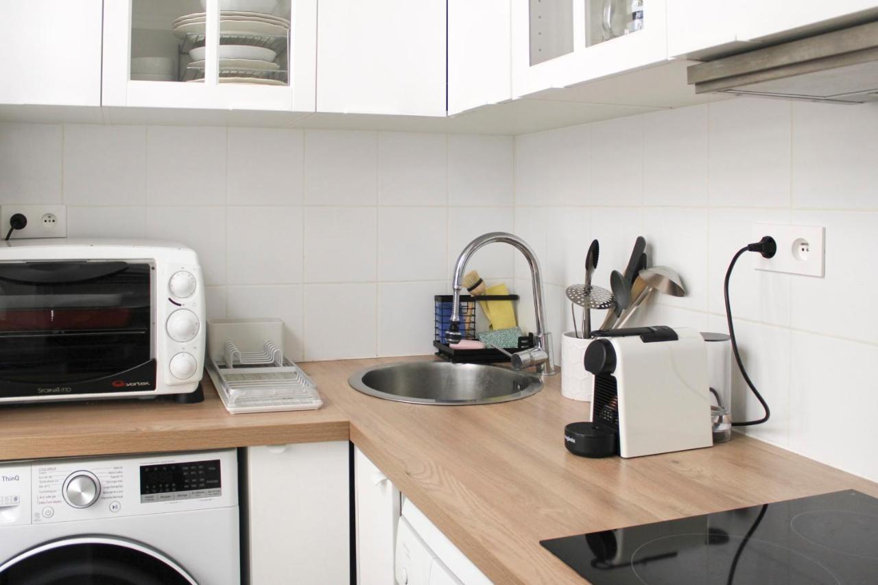 Apartment Bright 30 M Fully Renovated In 3rd Paris