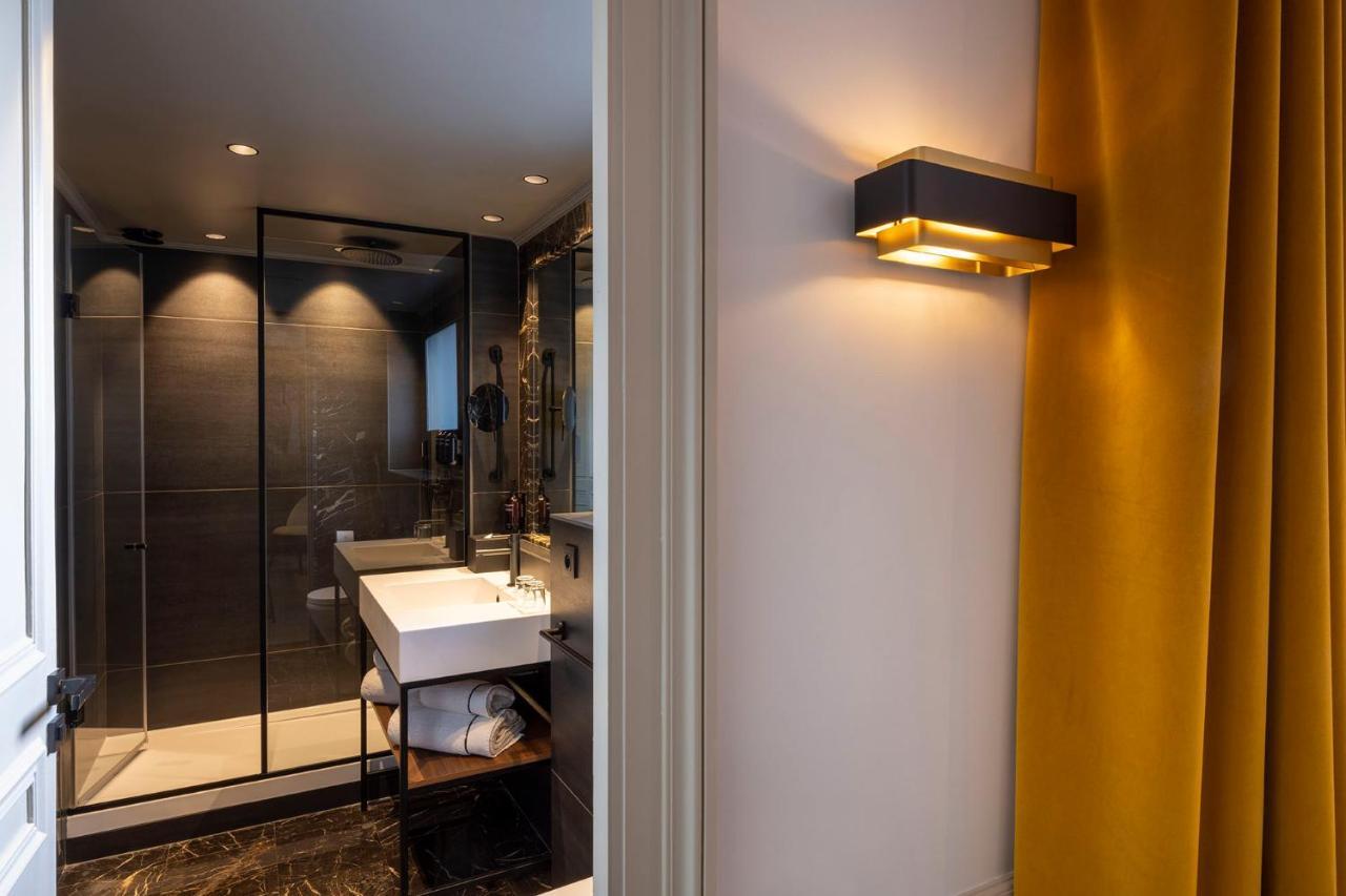 Victoria Palace Hotel 4*