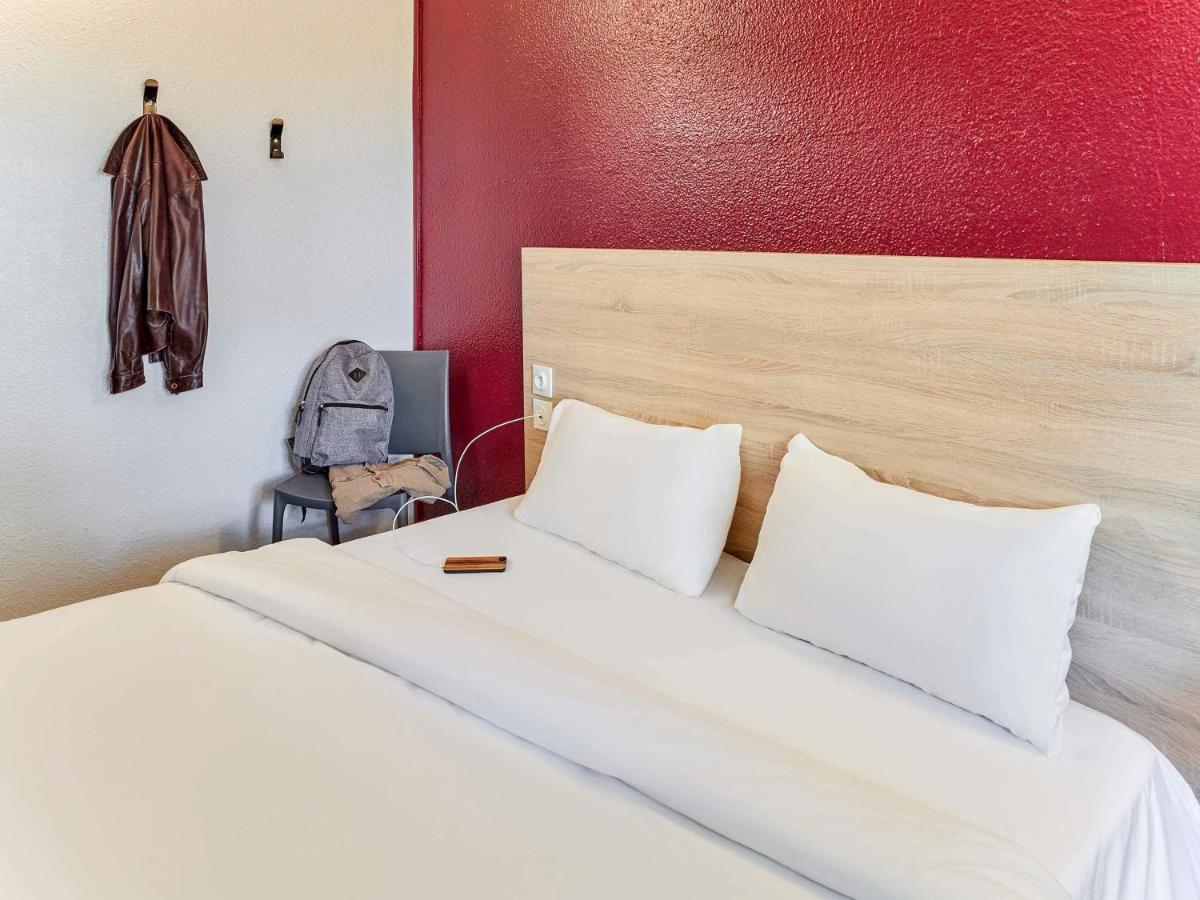 Hotel Hotelf1 Porte De Chatillon Parigi