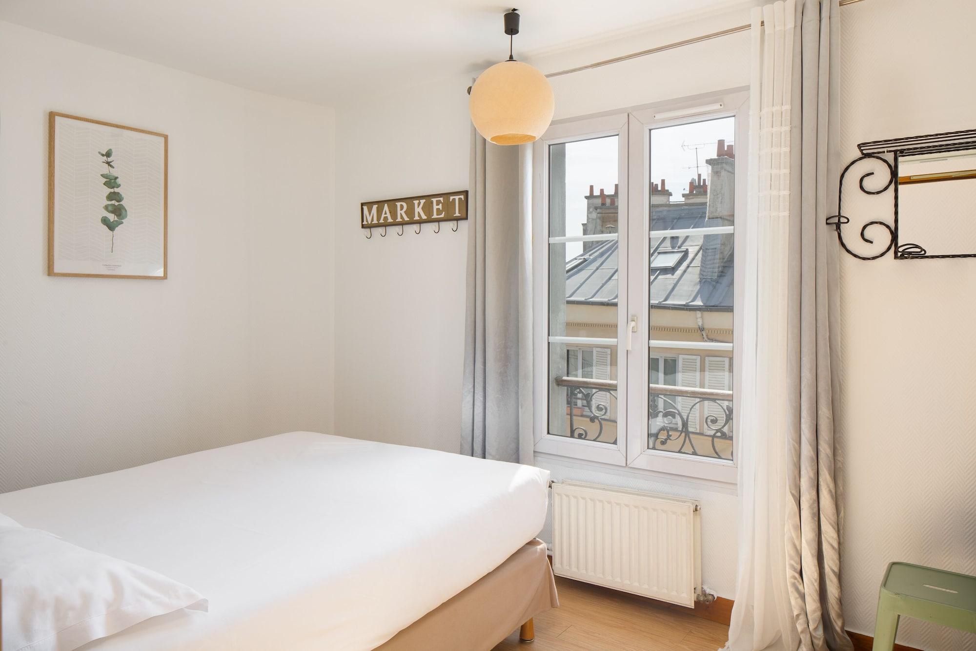 Hostel Le Village Montmartre By Hiphophostels Paris