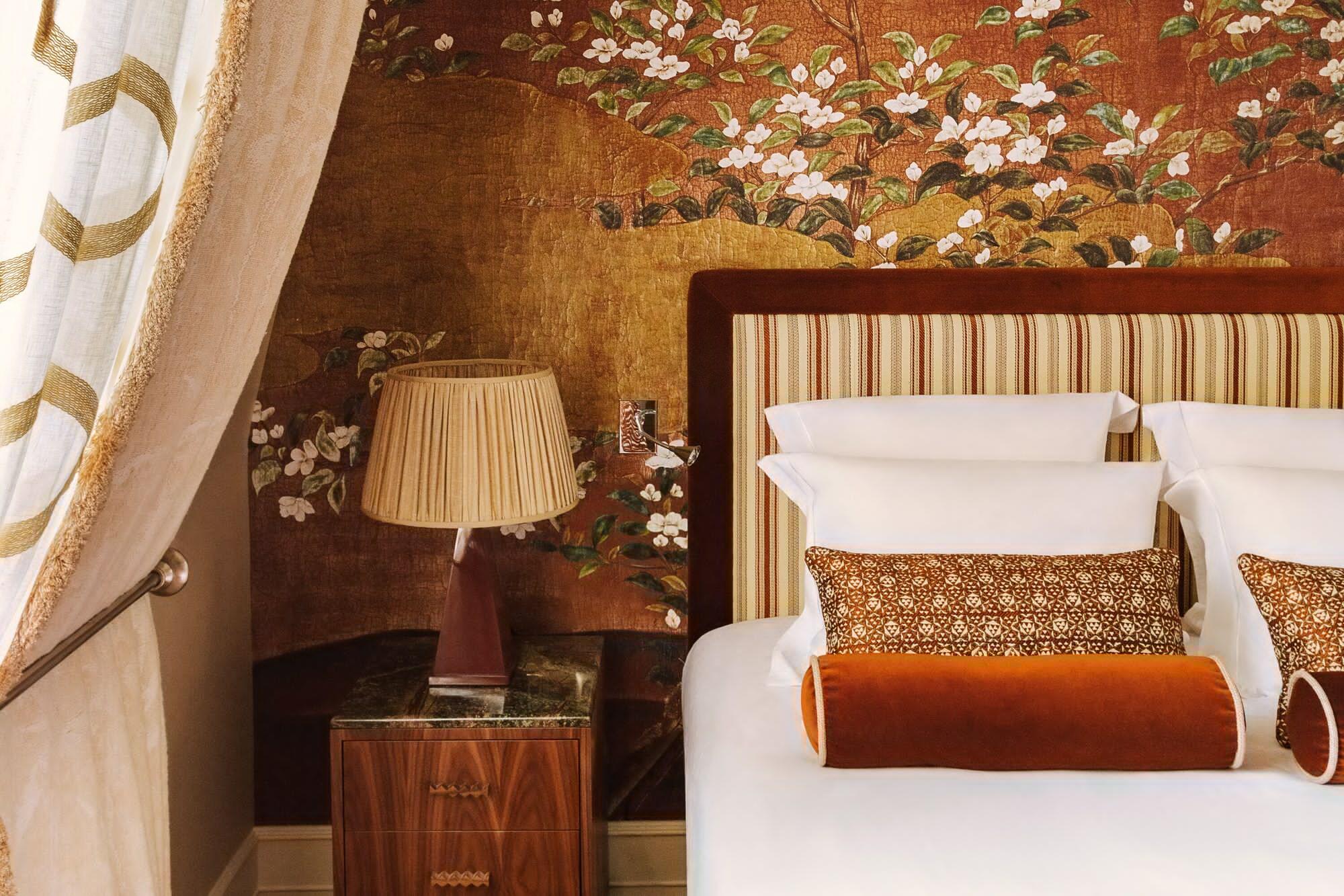 Saint James 5* Paris