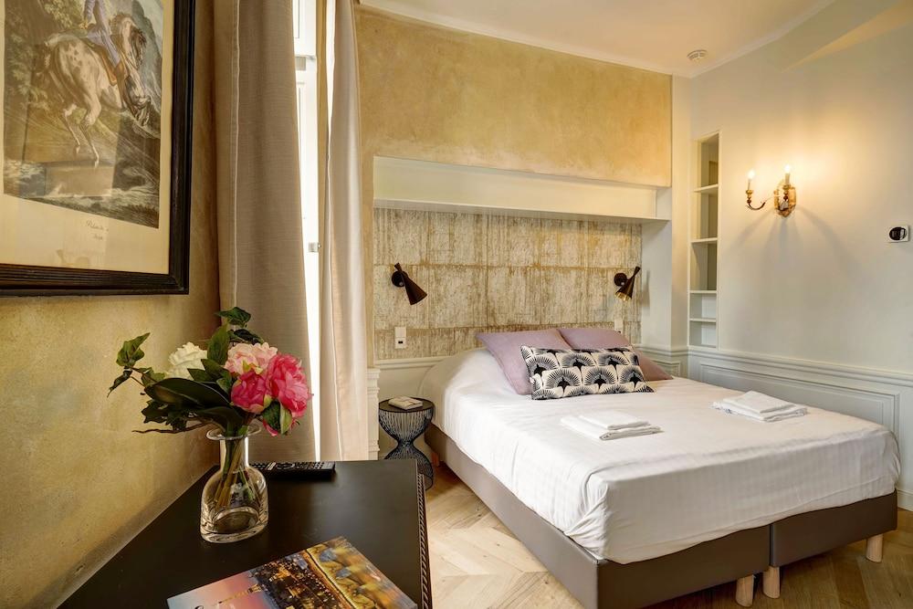 Du Louvre - St-honore Apartment