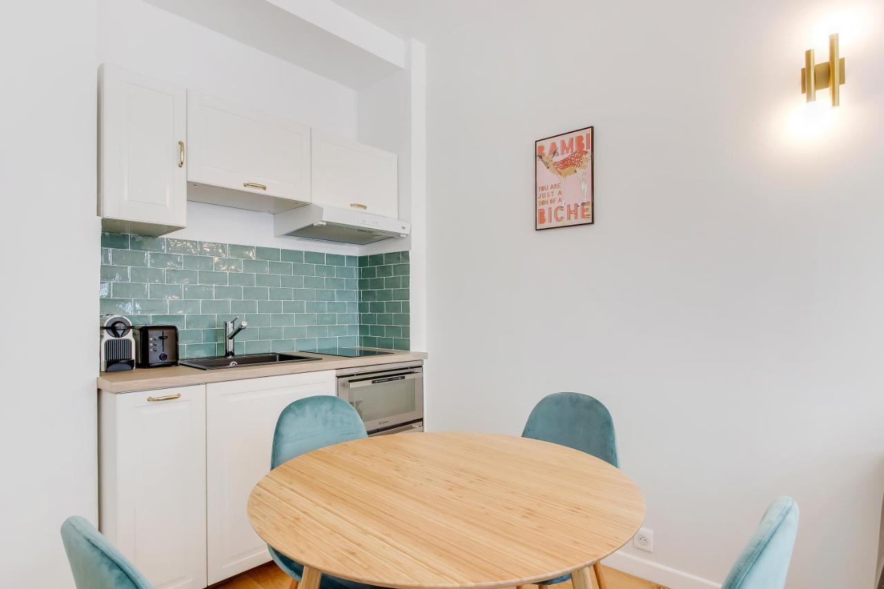 Pick A Flat's In Saint Germain - Rue Vaneau Apartment