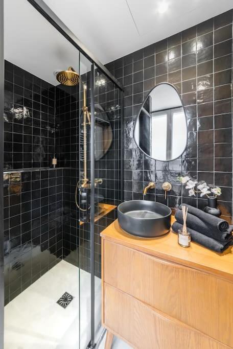 Luxury Flat Champs Elysees Air Cond. 6 Pers Appartamento Parigi