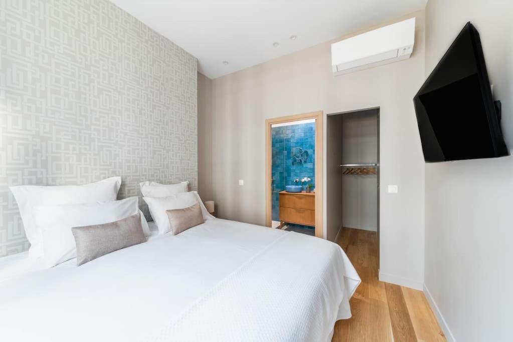Appartamento Luxury Flat Champs Elysees Air Cond. 6 Pers Parigi