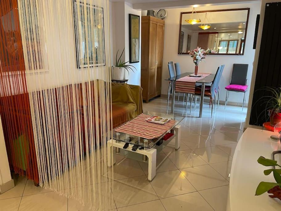 Appartamento Chezadrienparis - De 90m2 En Souplex *