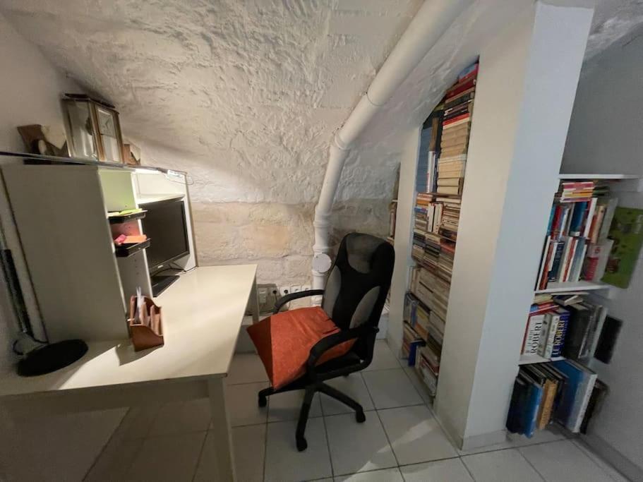 Chezadrienparis - De 90m2 En Souplex * Parigi