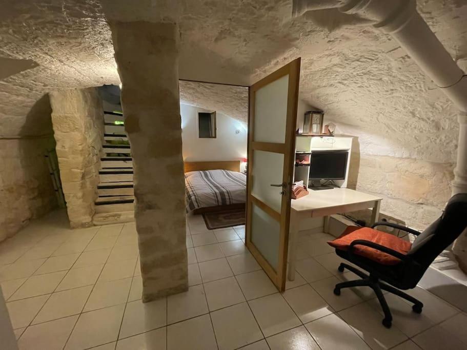 Chezadrienparis - De 90m2 En Souplex * Parigi