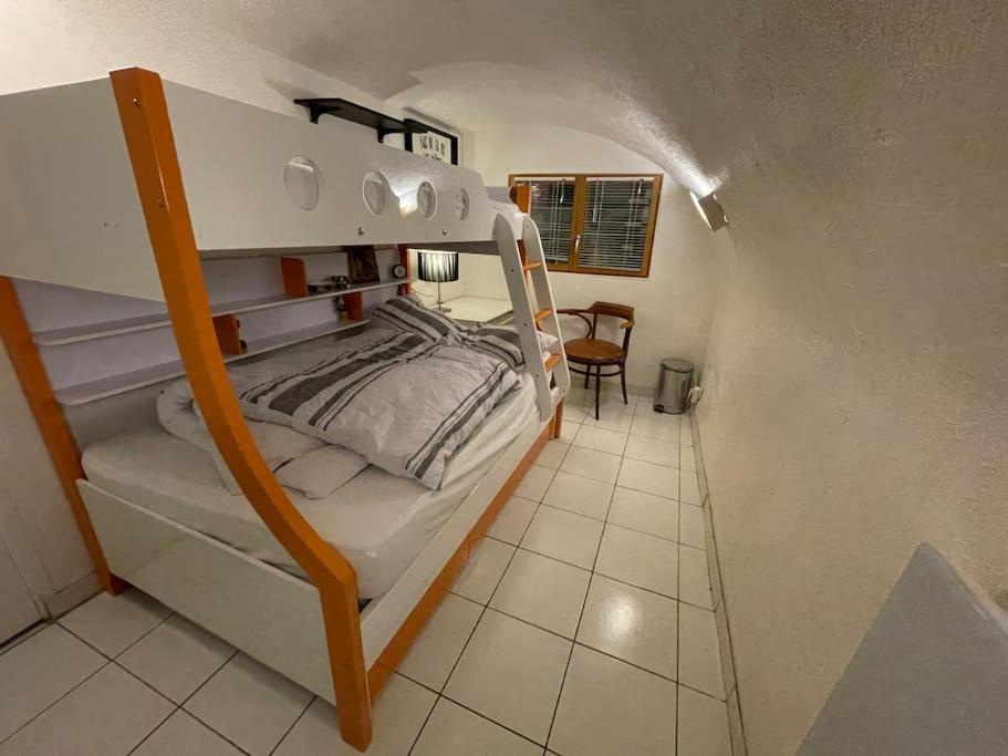 Chezadrienparis - De 90m2 En Souplex Appartamento