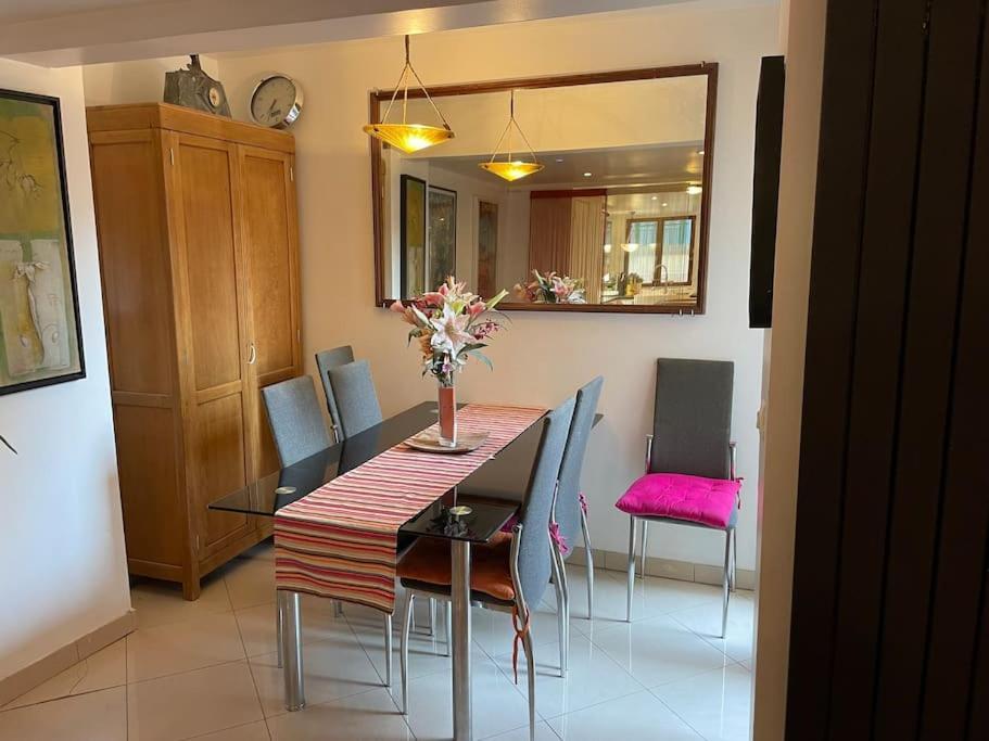 Chezadrienparis - De 90m2 En Souplex * Parigi