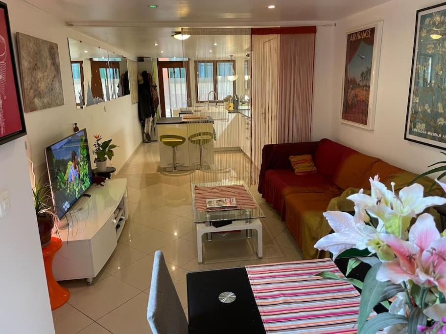 Chezadrienparis - De 90m2 En Souplex * Parigi