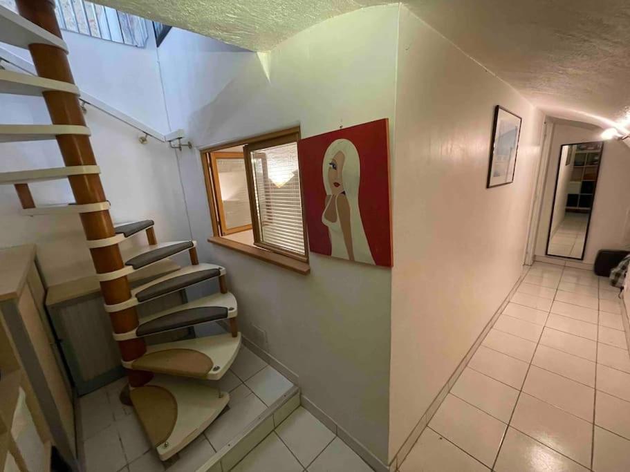 Chezadrienparis - De 90m2 En Souplex Appartamento *