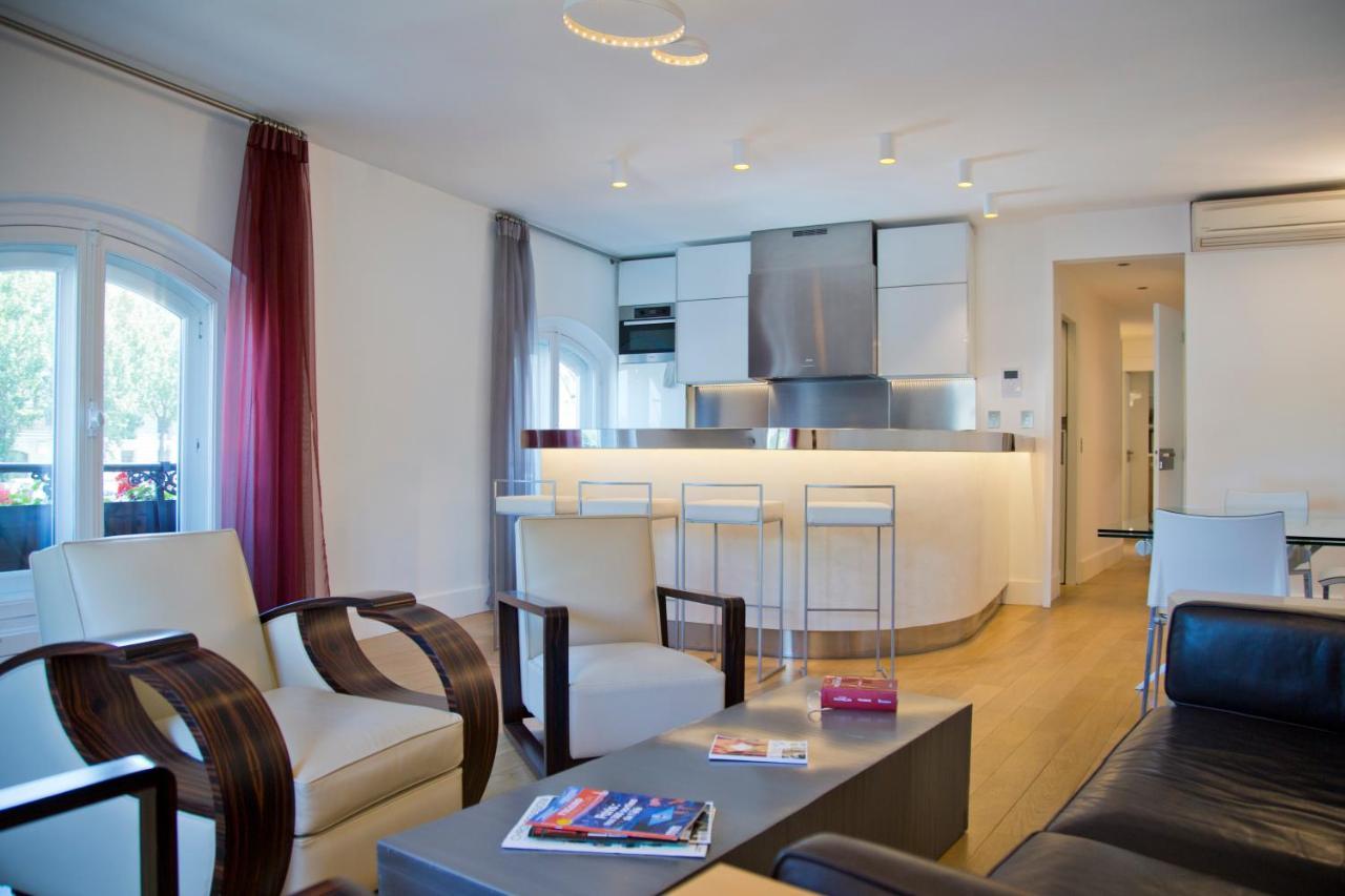 Tasty Luxury 3 Bedroom Full View Seine-notre Dame Parigi
