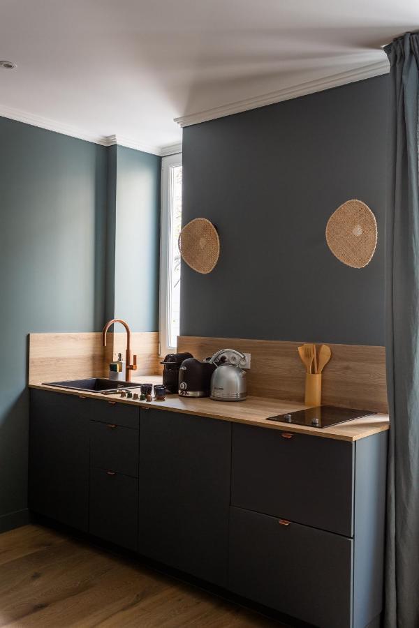 The Blue Nature Downtown Montmartre Apartment