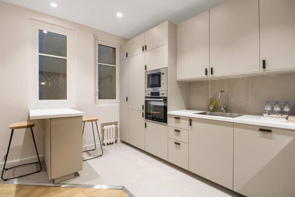 B.appart 6pers#2bedrooms#victorhugo#arcdetriomphe Appartamento