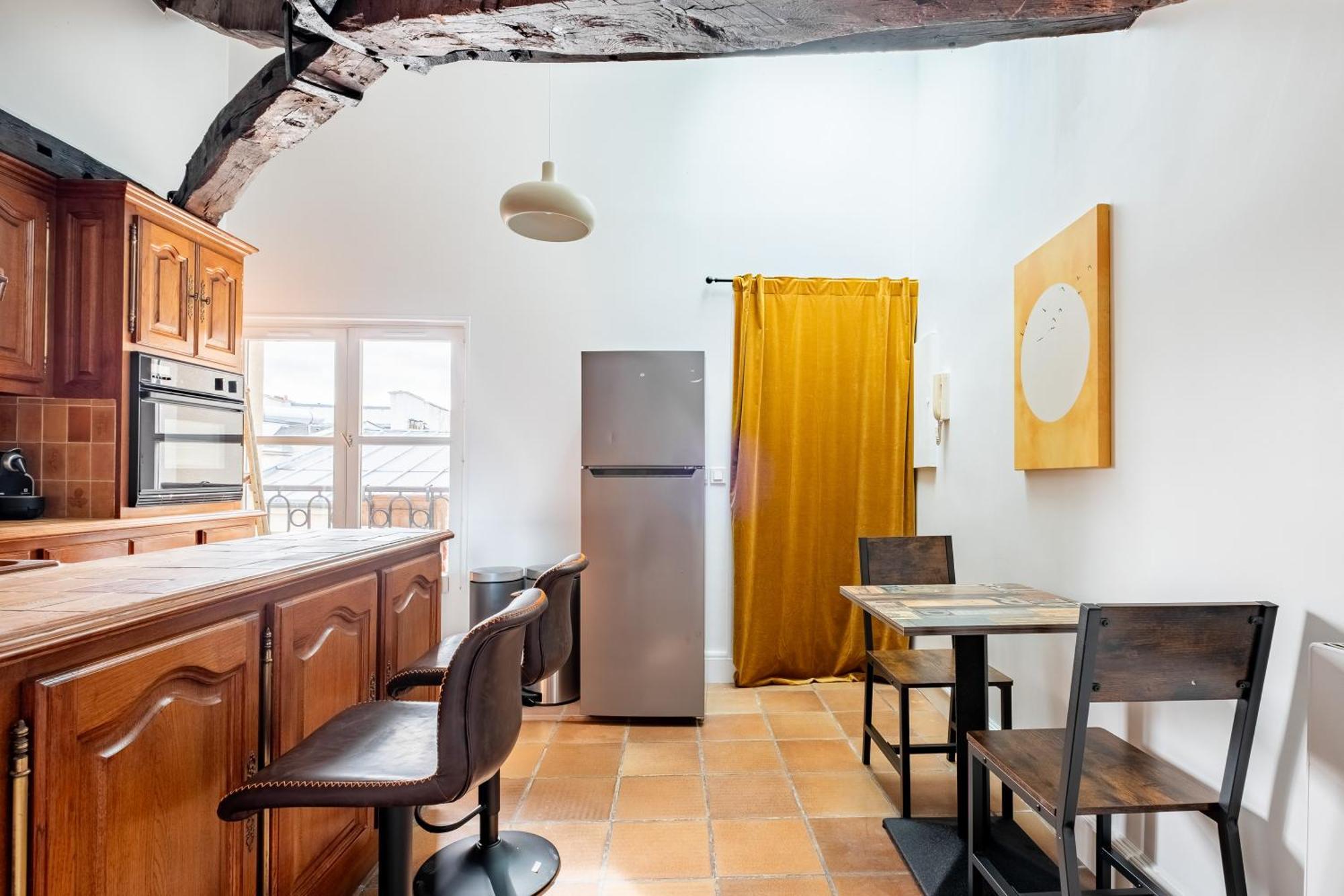 Veeve - Rivoli Rustique Apartment *