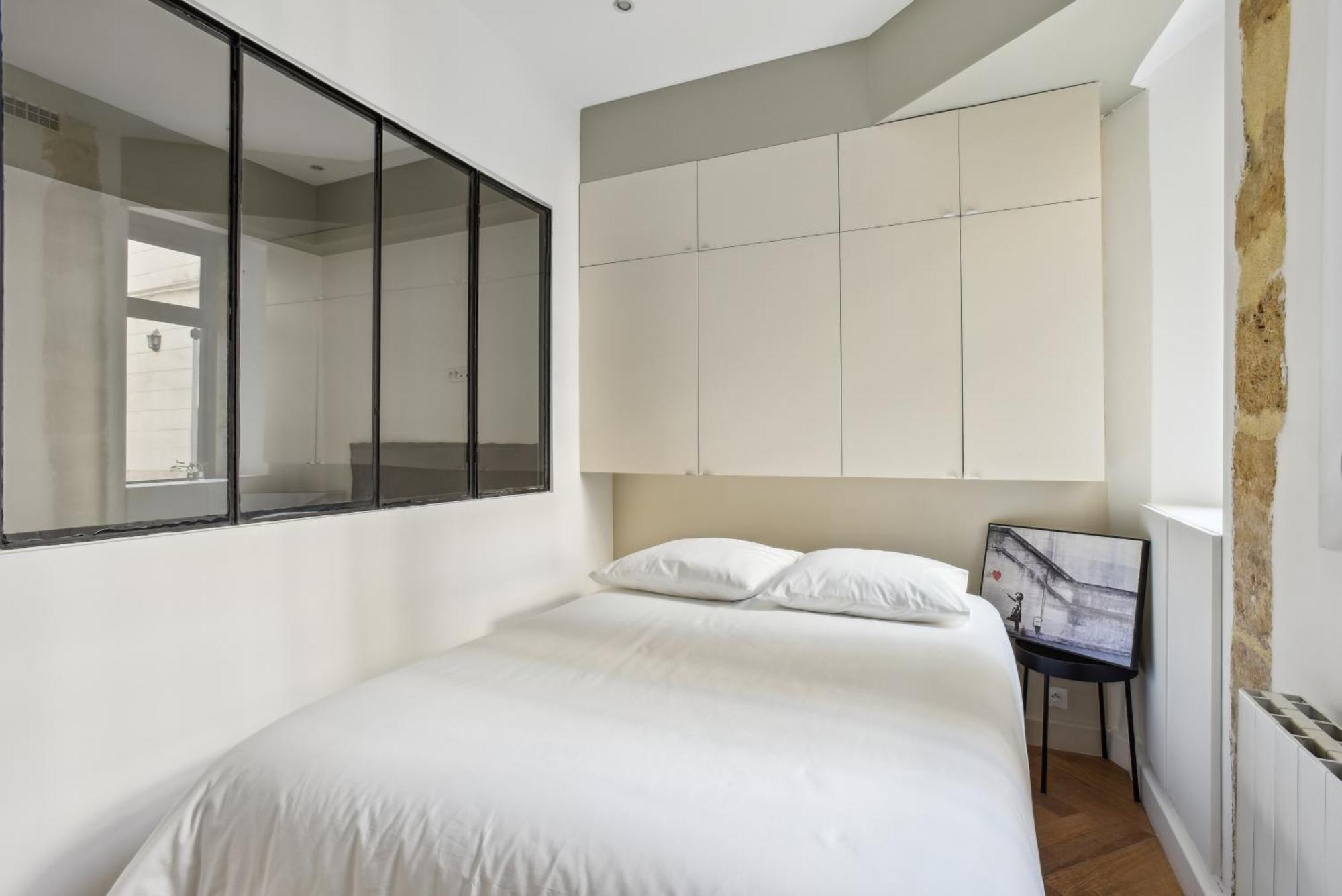 Beau 3 Pieces Rue Poissonniere *