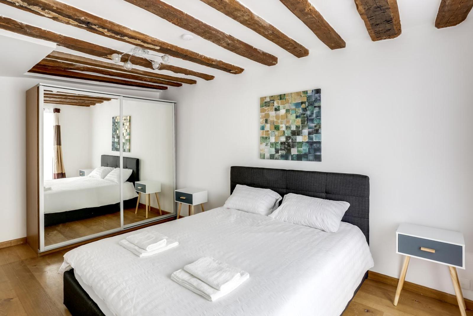 130 Olivia - Superb In Paris. Appartamento