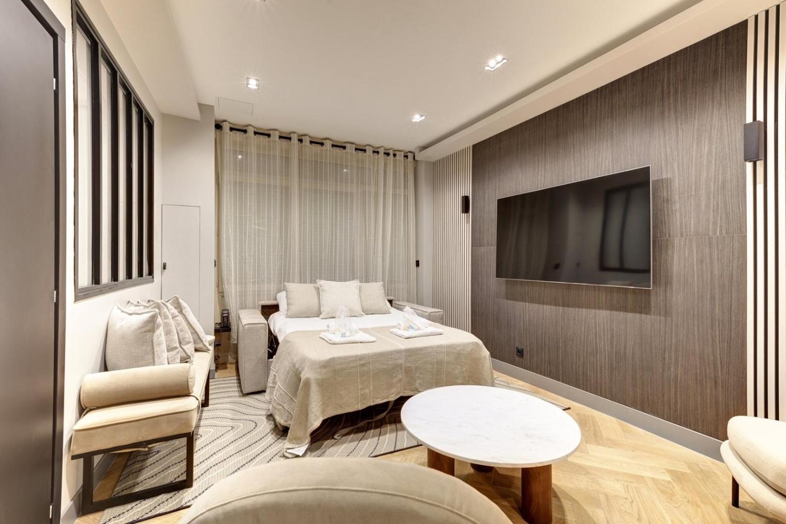 327 Le Marais - Superb In Parigi